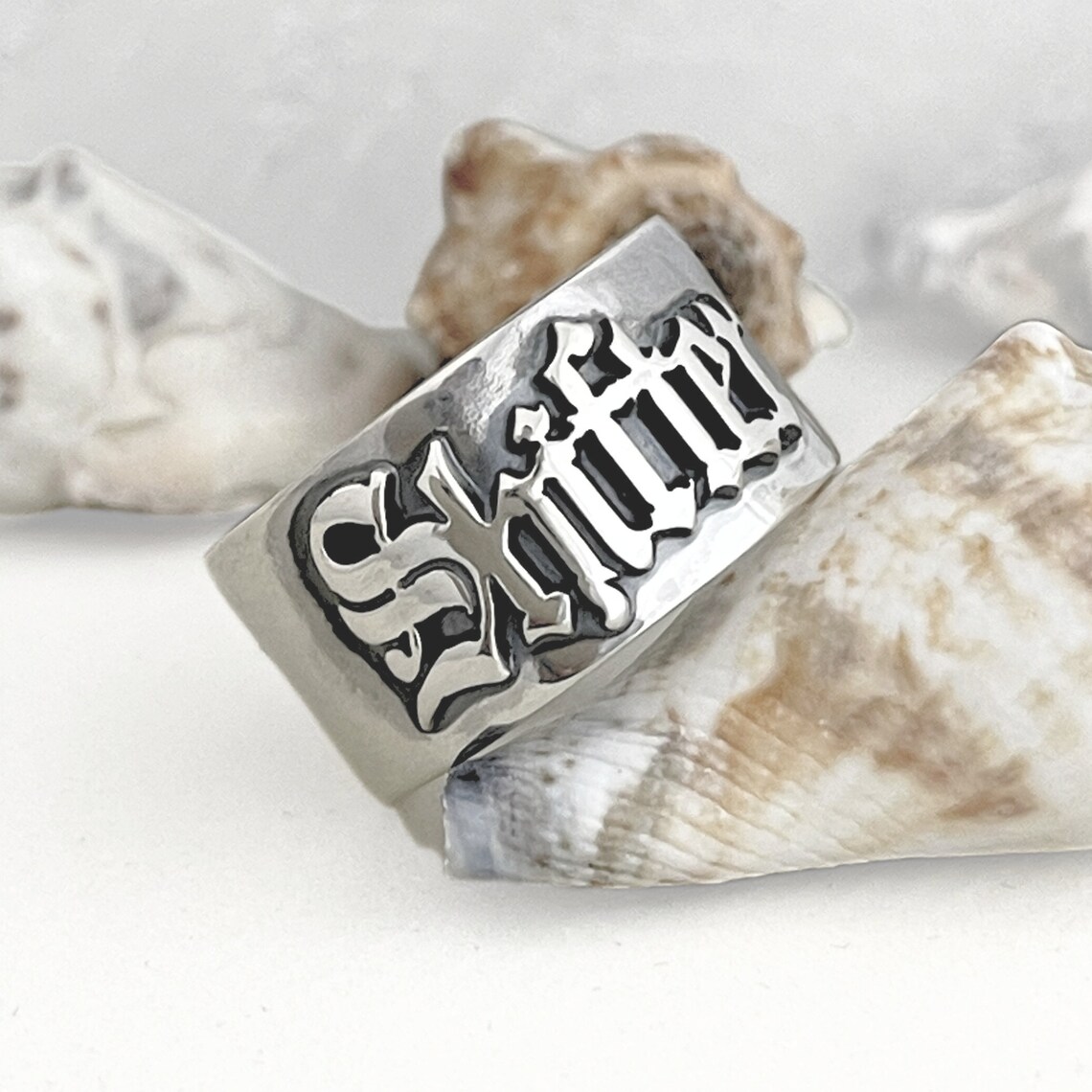 12MM 남자 고딕 반지 맞춤형 올드 영어 힙합 이름  - Street Fashion Rings 리뷰 및 가격